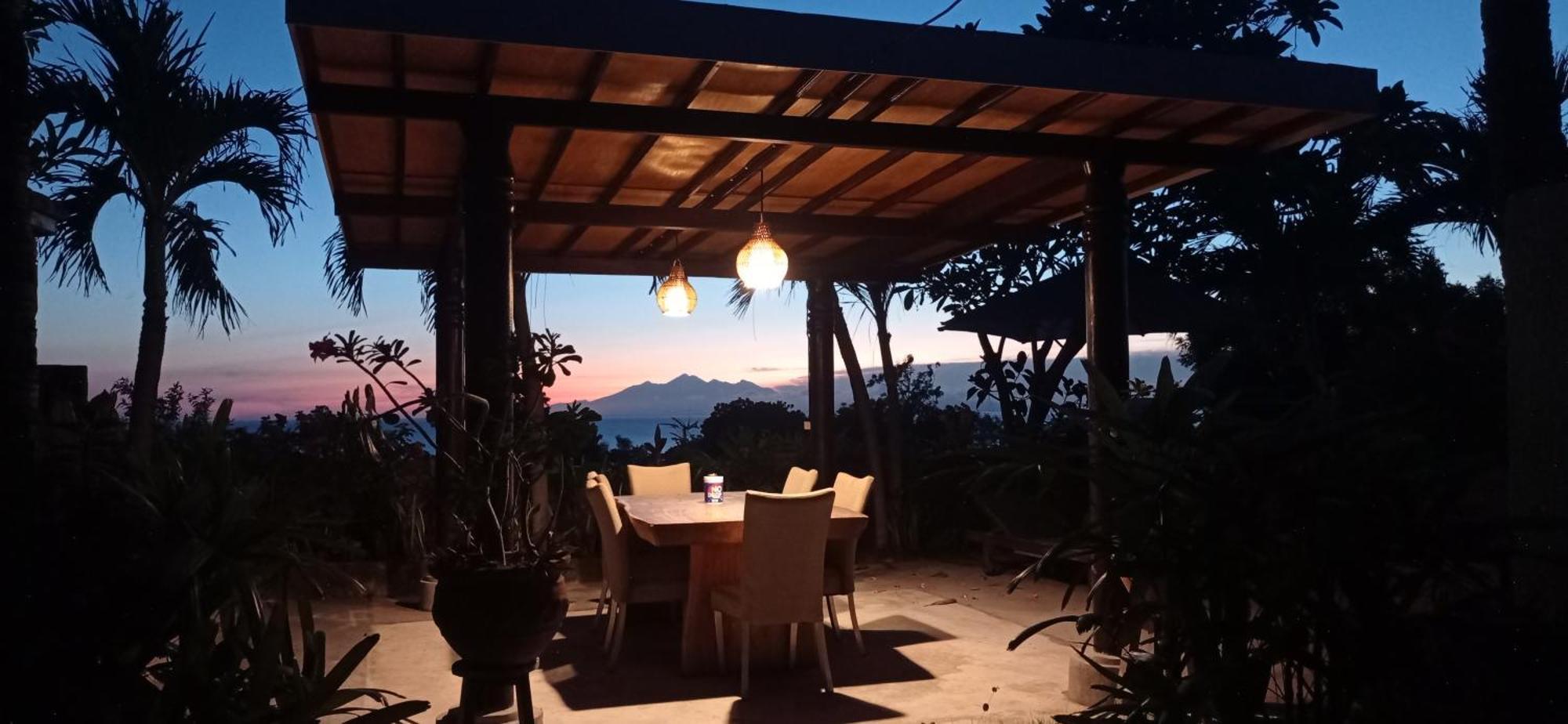 Khrisna Sunrise Homestay Tulamben 外观 照片