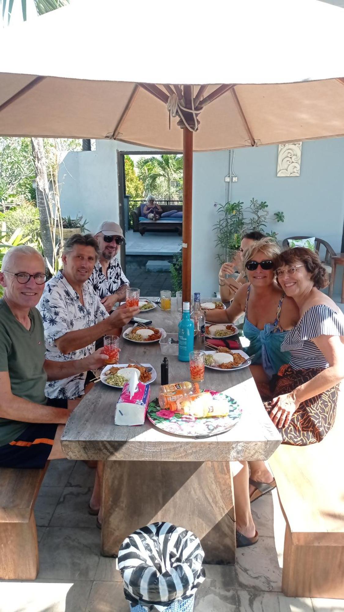 Khrisna Sunrise Homestay Tulamben 外观 照片