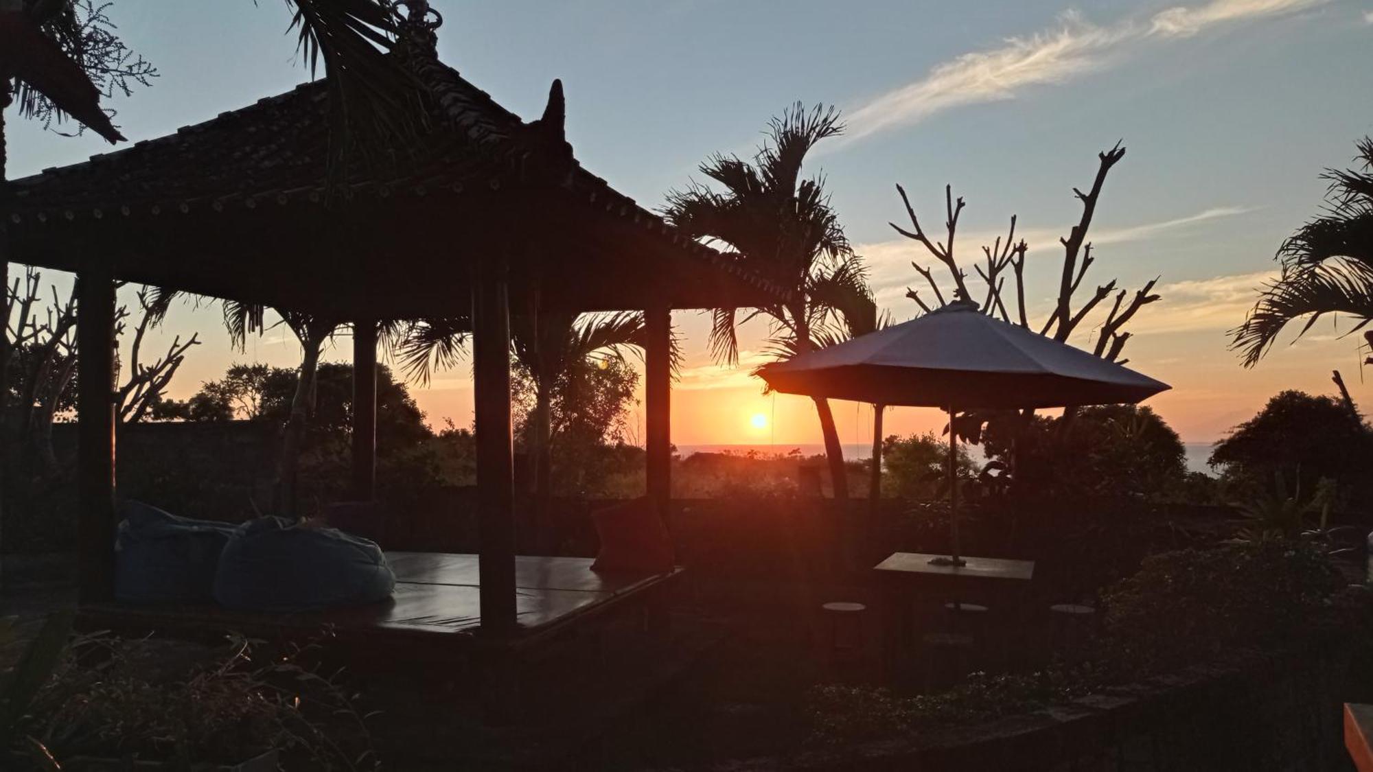 Khrisna Sunrise Homestay Tulamben 客房 照片