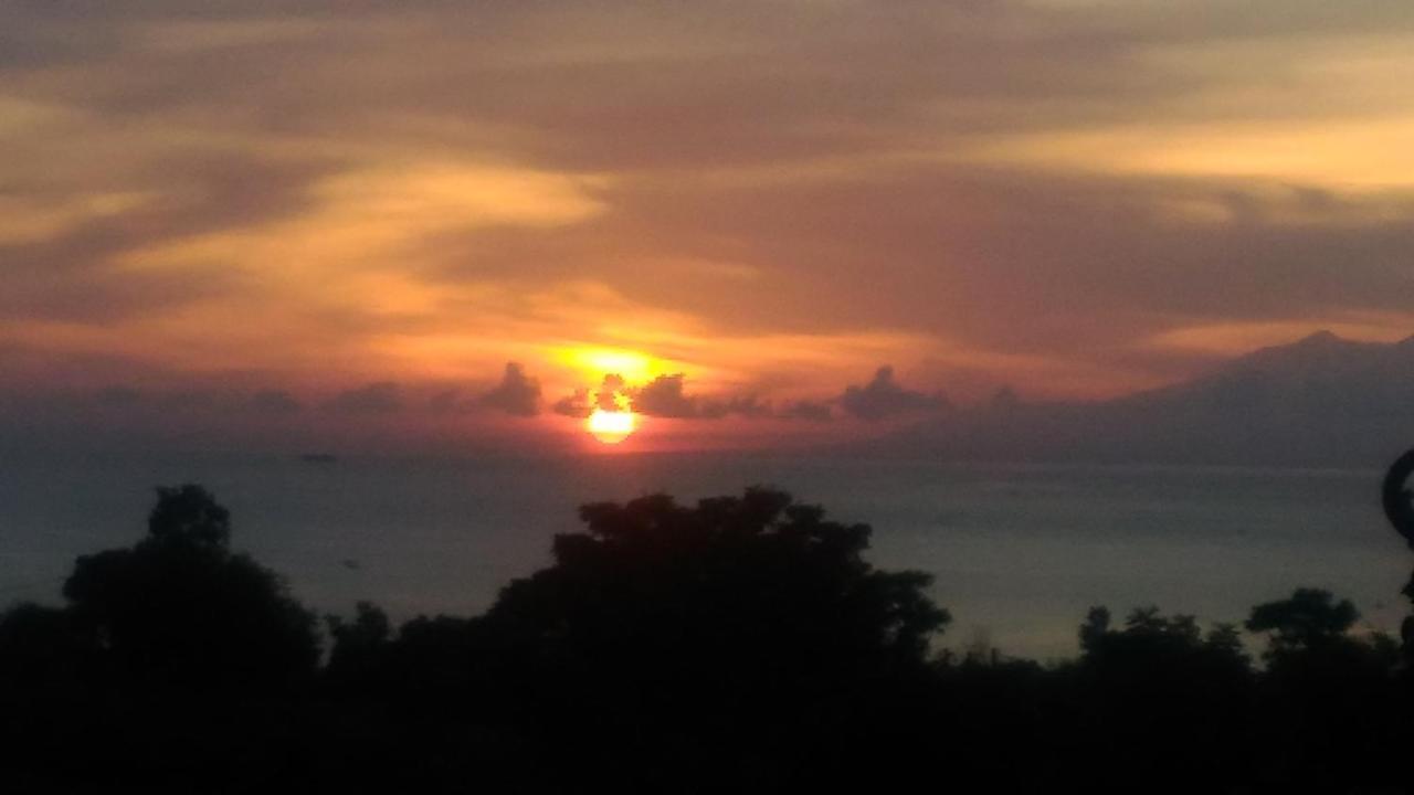 Khrisna Sunrise Homestay Tulamben 外观 照片