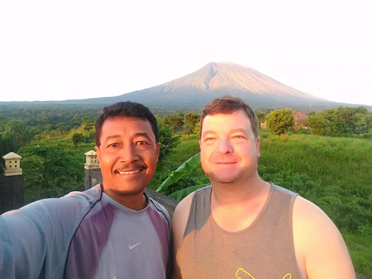 Khrisna Sunrise Homestay Tulamben 外观 照片