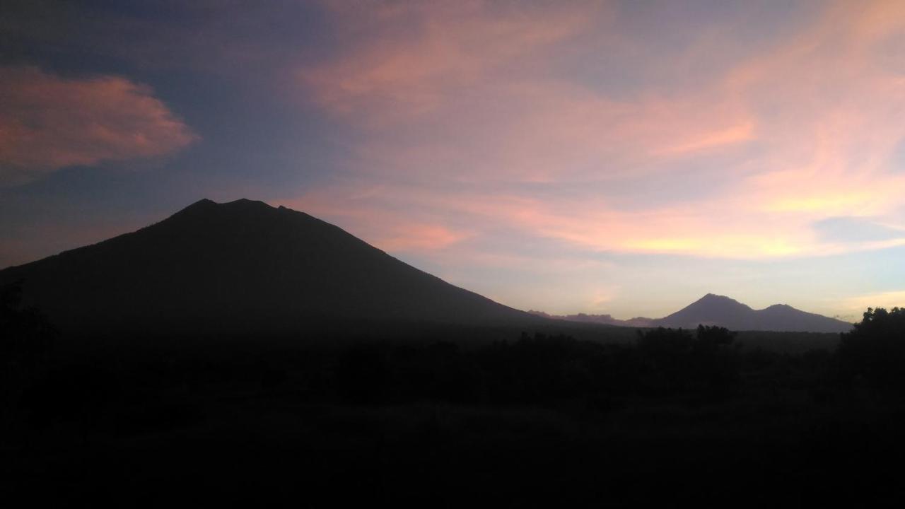 Khrisna Sunrise Homestay Tulamben 外观 照片
