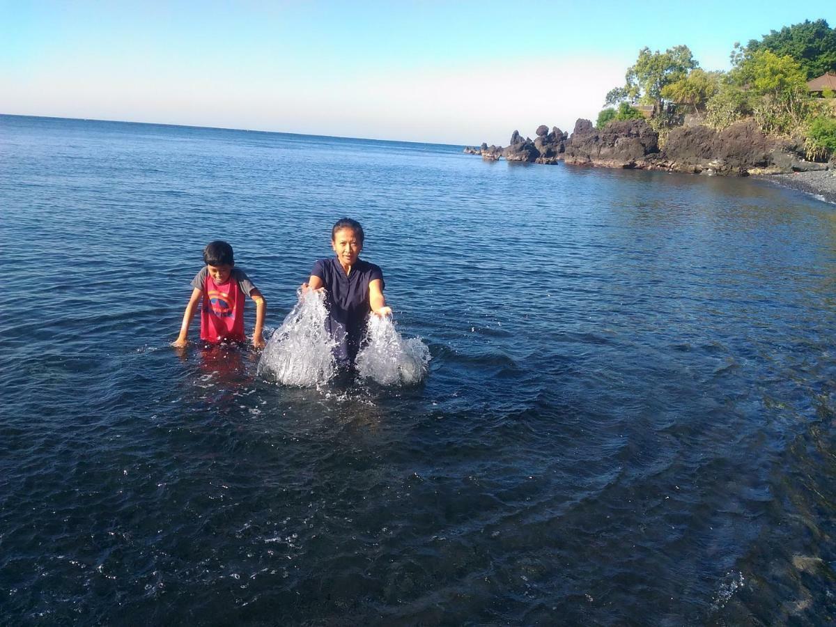 Khrisna Sunrise Homestay Tulamben 外观 照片